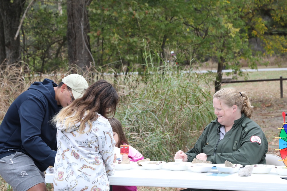 Keystone Lake Office promotes sustainable recreation practices at family nature walk