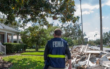 Disaster Survivor Assistance Teams Canvass Davis Islands Neighborhoods