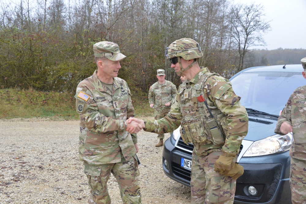 Lt. Gen. Buzzard visits JMTGU-U