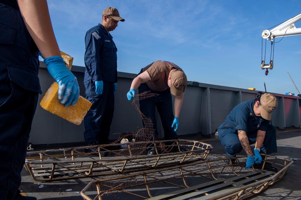 Daily Operations Aboard USS Carl Vinson (CVN 70)