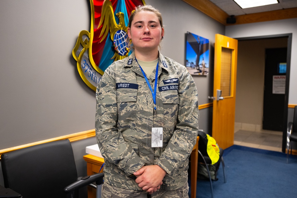 Scott AFB partners with Illinois Civil Air Patrol Wing for multi-state flight clinic