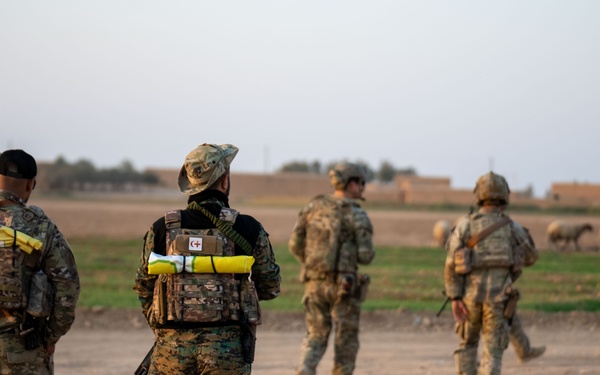U.S. Soldiers and SDF conduct joint patrol