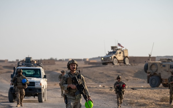 U.S. Soldiers and SDF conduct joint patrol
