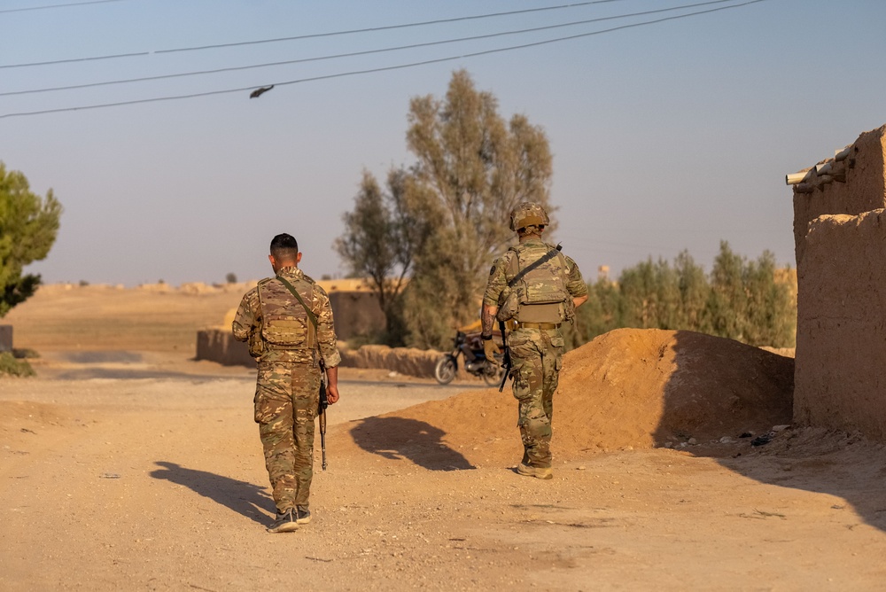 U.S. Soldiers and SDF conduct joint patrol