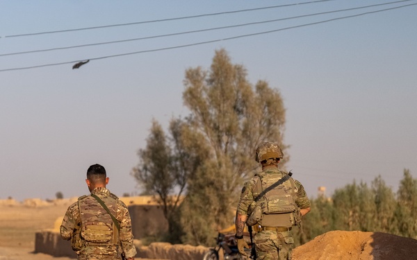 U.S. Soldiers and SDF conduct joint patrol