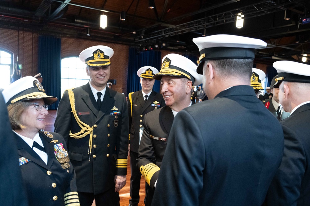 CNO Hosts Turkish Head of Navy