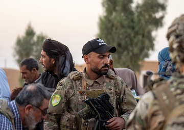 U.S. Soldiers and SDF conduct joint patrol