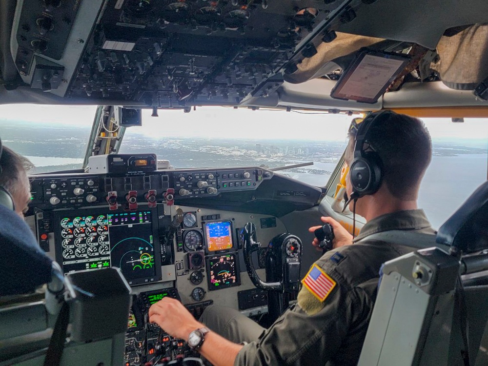 Fueling the B-52 for global reach