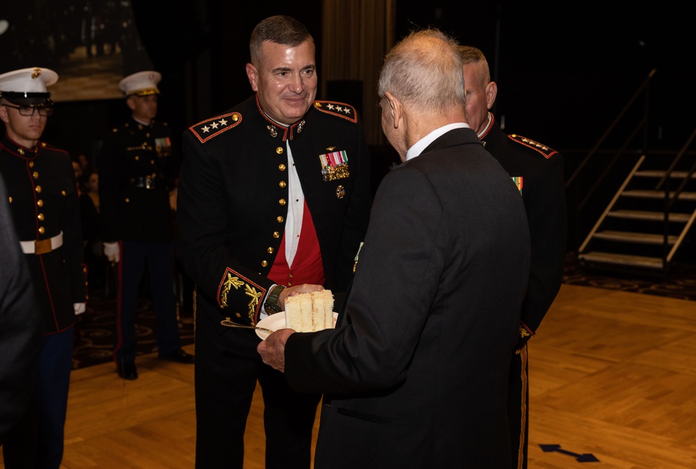 I MEF celebrates 249th Marine Corps birthday