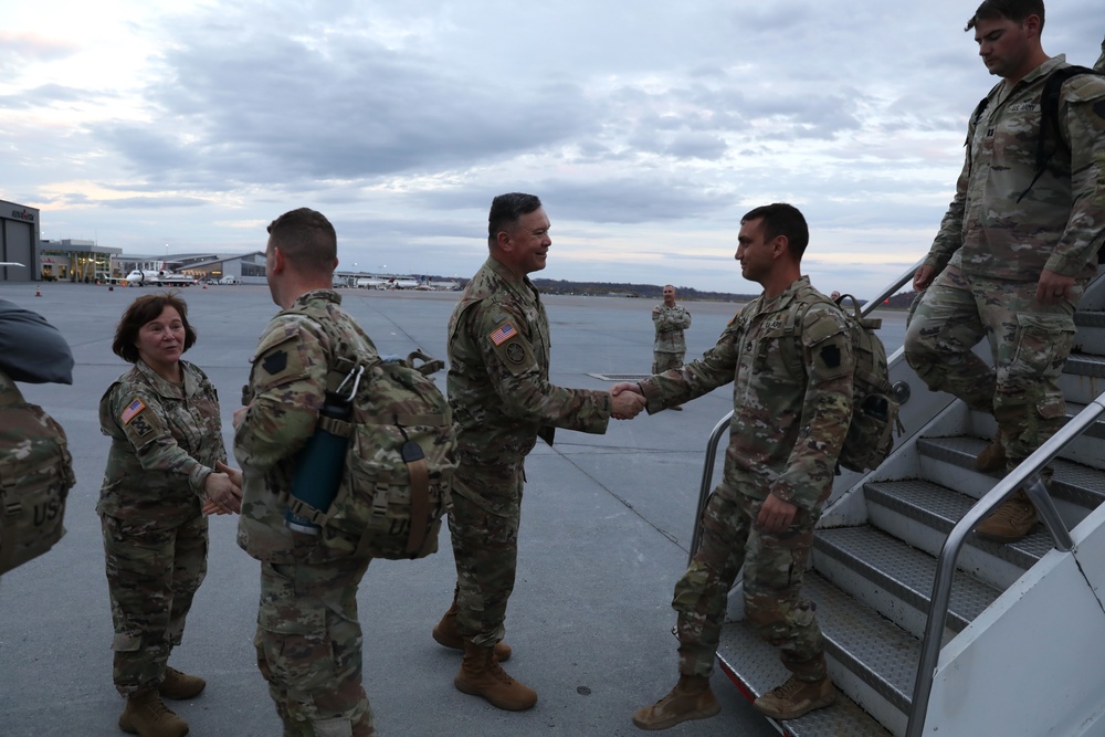 Pa. Guard Soldiers reunite with loved ones after deployment