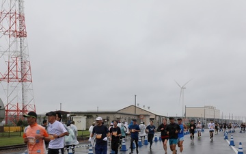 Running festival in Yokohama fosters camaraderie among US, Japanese competitors