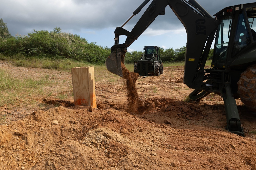 MWSS-172 EOD technicians and engineers prepare for static fire