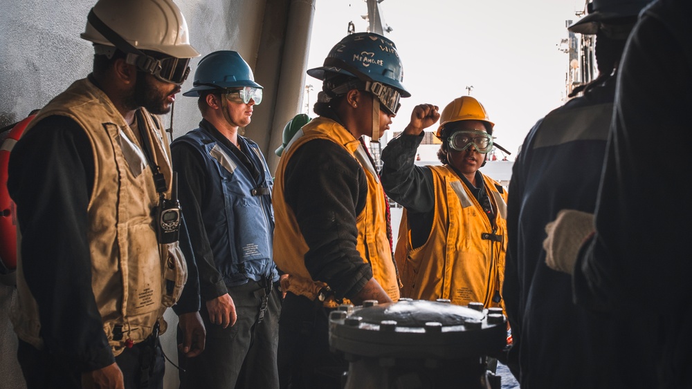 USS George Washington Conducts Fueling-At-Sea with USNS Yukon