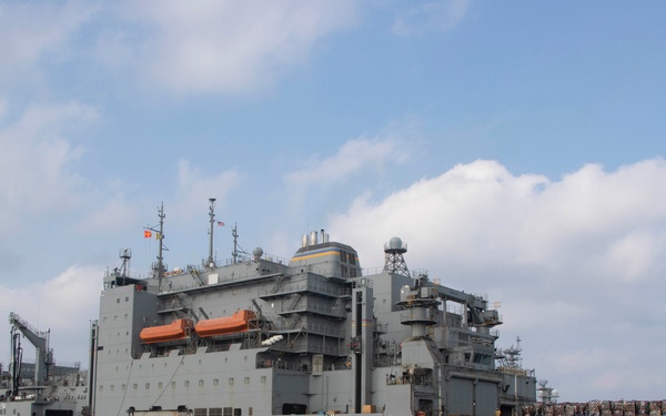 Frank E. Petersen Jr. conducts replenishment-at-sea