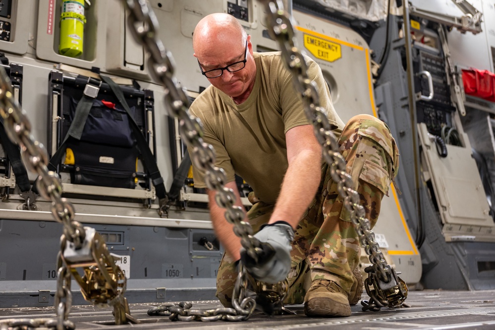 U.S. C-17 Moves troops and cargo throughout CENTCOM