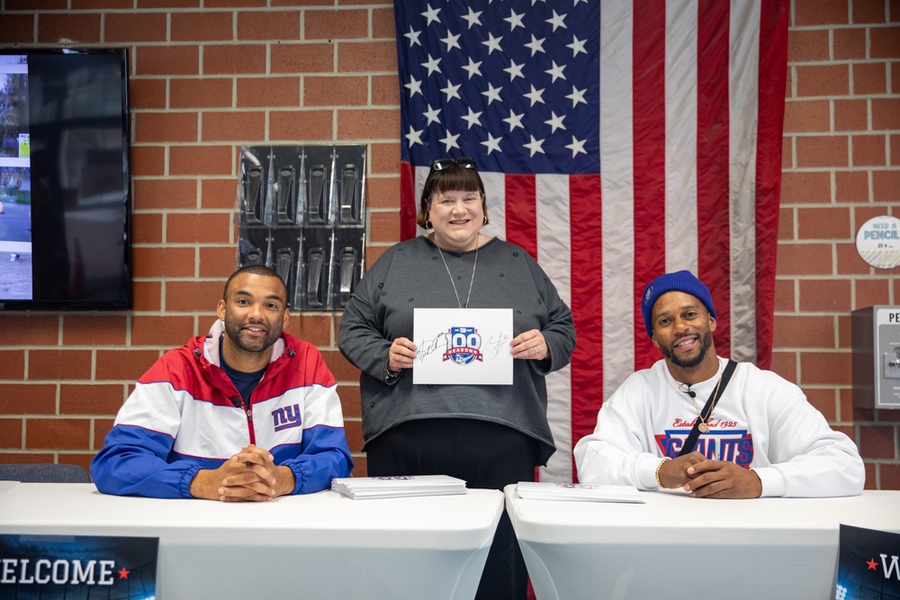 Former NFL Stars visit with Students in Vilseck