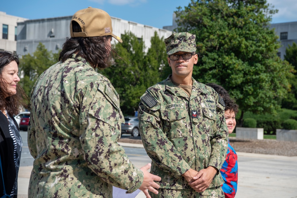 NMRTC, Bethesda Sailor's reenlistment ceremony