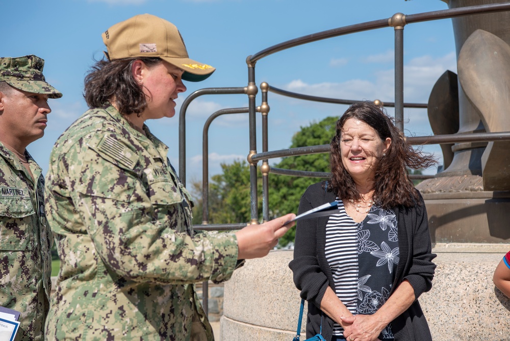 NMRTC, Bethesda Sailor's reenlistment ceremony