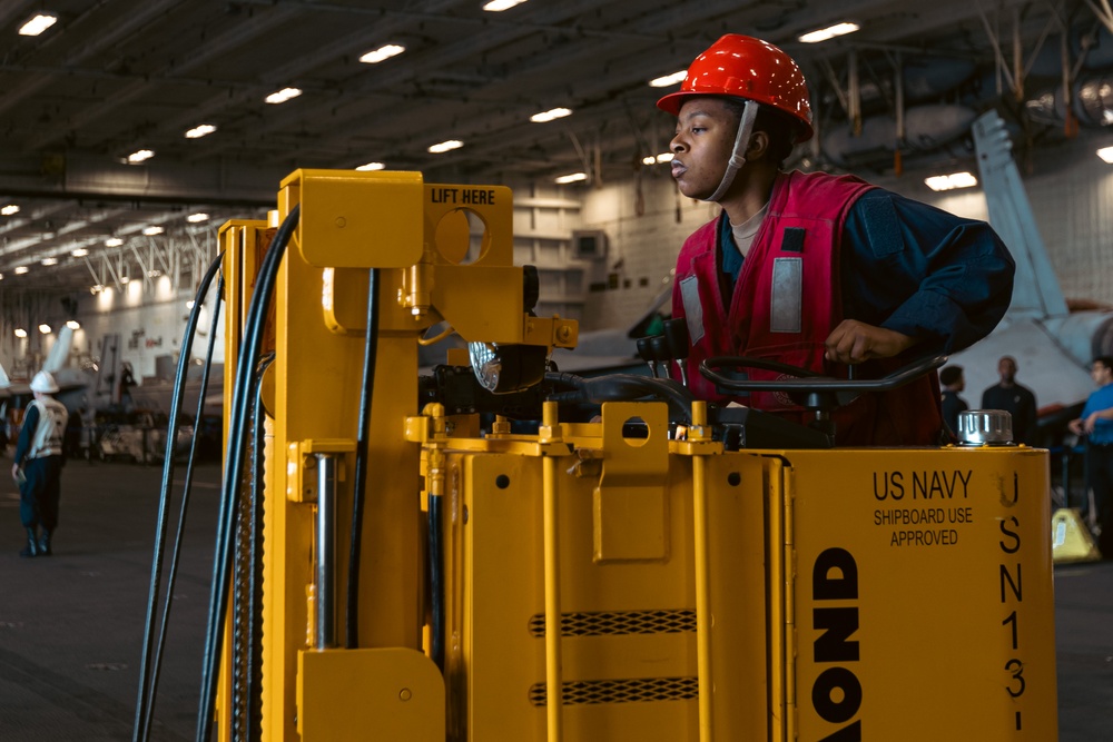USS Gerald R. Ford (CVN 78) Replenishment at Sea