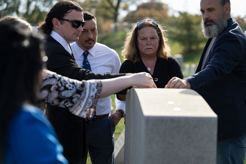 Arlington National Cemetery and the United States Mint Hold a Remembrance Ceremony for Zitkala-Ša in Section 2