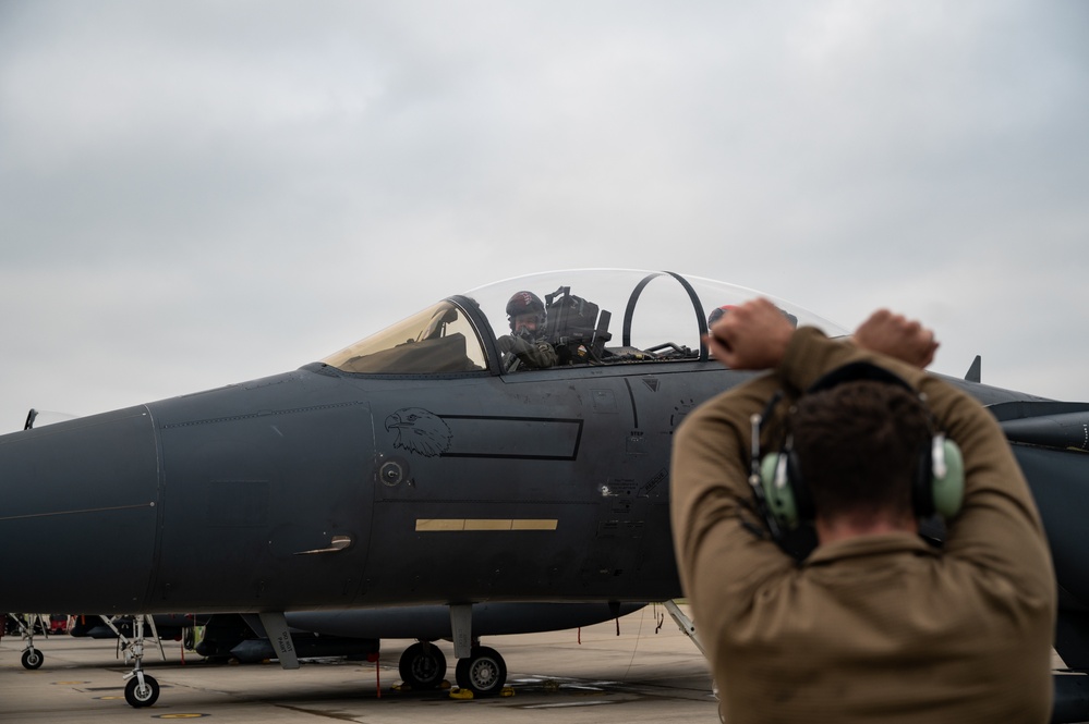 Lakenheath deputy commander achieves F-15 milestone