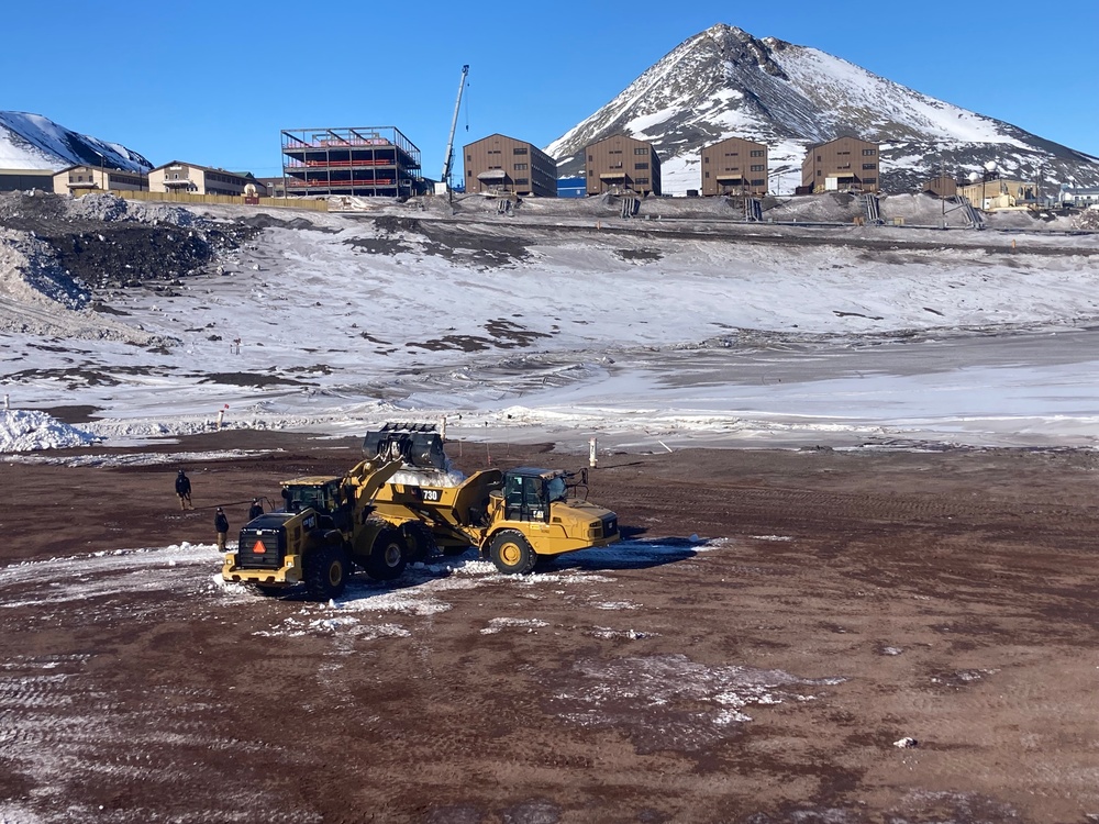 DET Antarctica Snow Removal (NMCB-3)