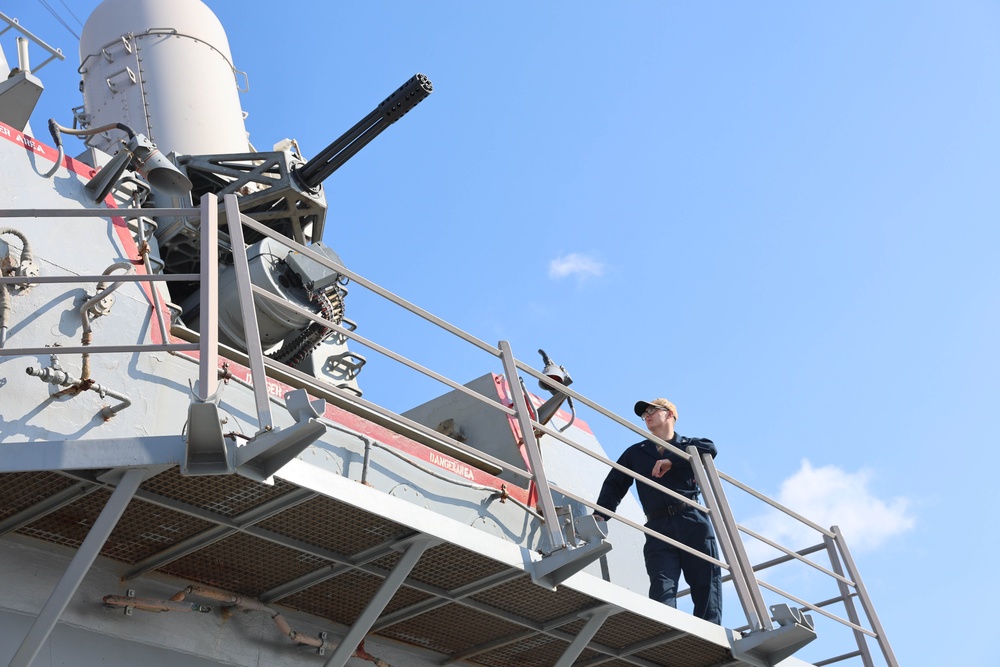 USS Arleigh Burke Weapons Maintenance