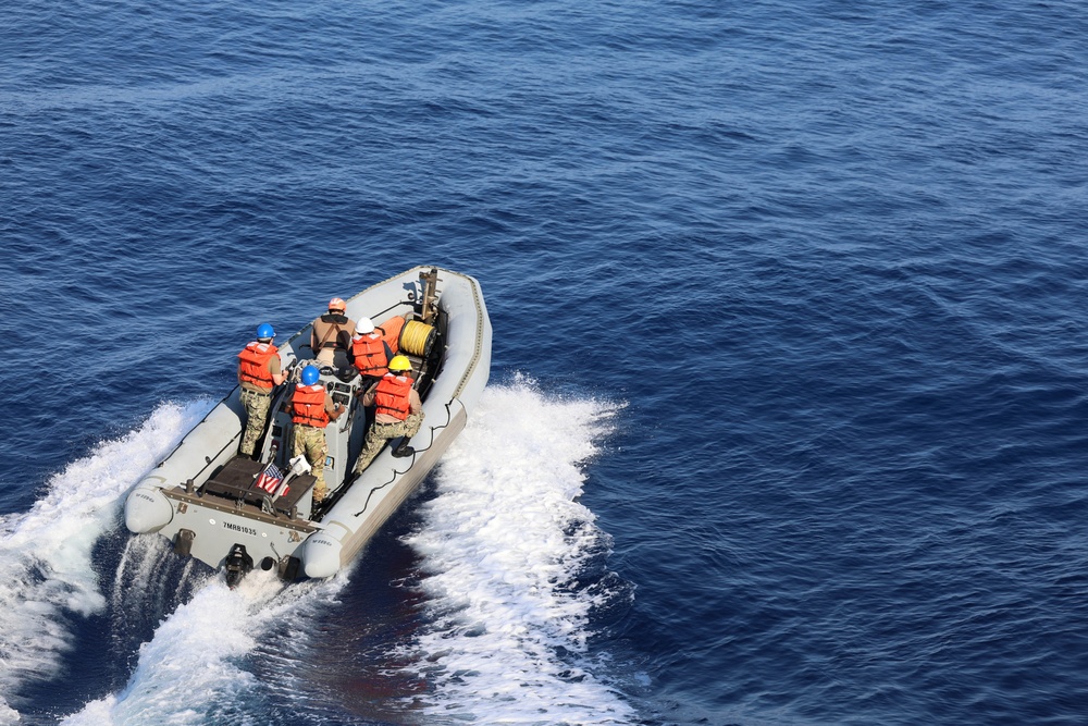 USS Arleigh Burke Boat Operations