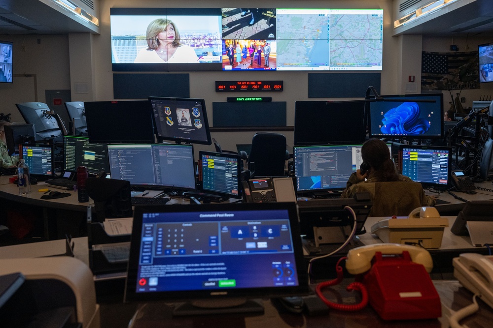 316th Wing Command Post: Behind the scenes