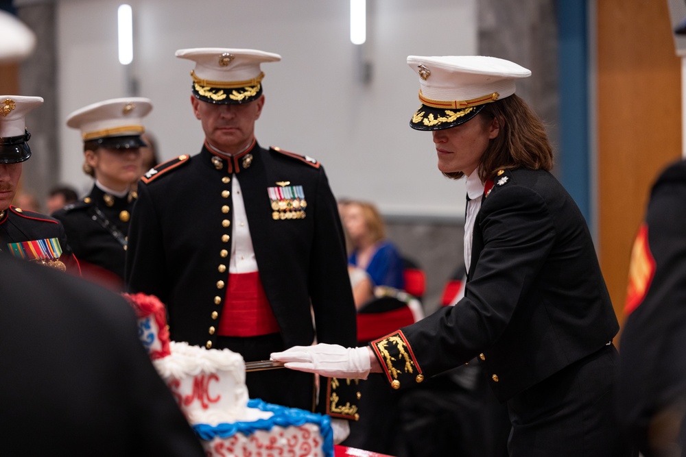 Headquarters and Headquarters Squadron celebrates the 249th Marine Corps Birthday