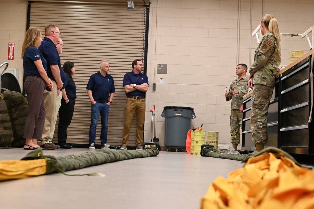 307th Bomb Wing hosts USAA tour