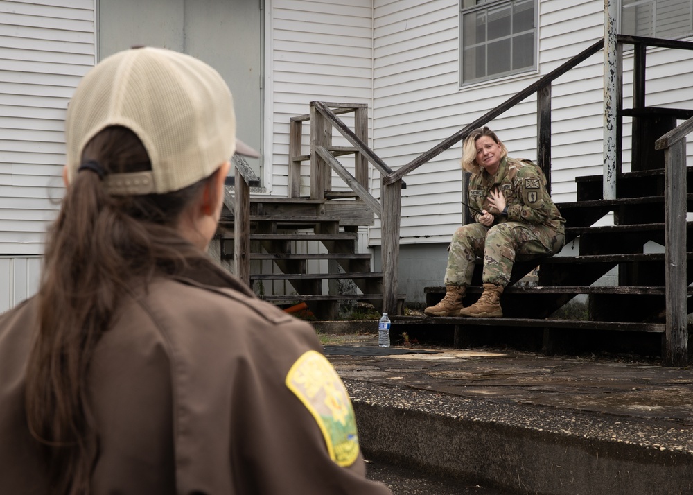 Alabama Guard’s military police hosts hostage negotiation training