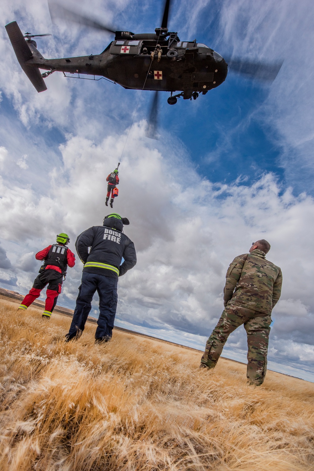 Soldiers, firefighters conduct joint hoist rescue training