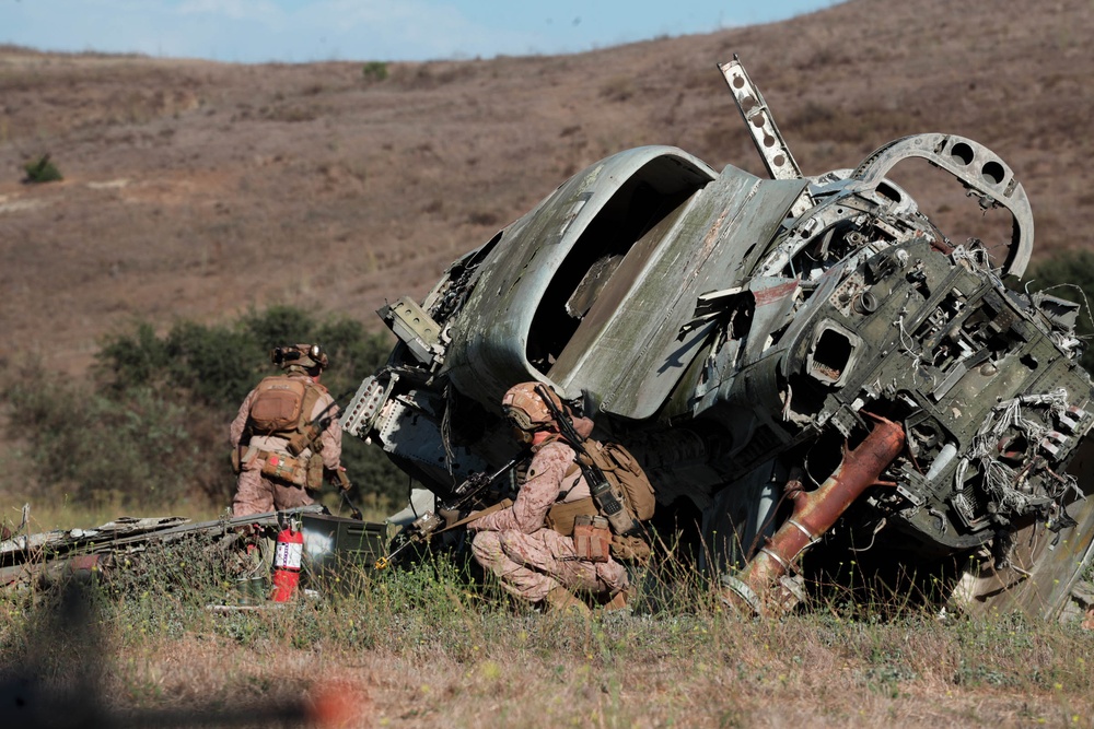 V17 Marines conduct TRAP course with EOTG