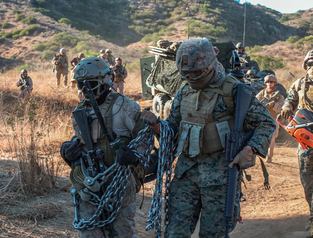 V17 Marines conduct TRAP course with EOTG