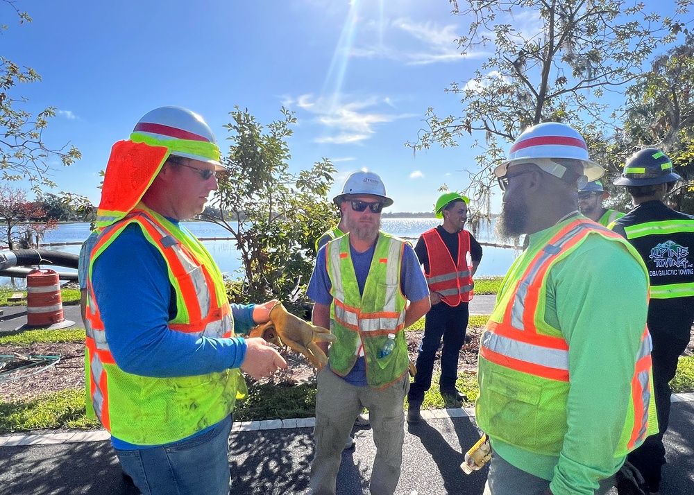 USACE provides pumps to Lake Bonny residents