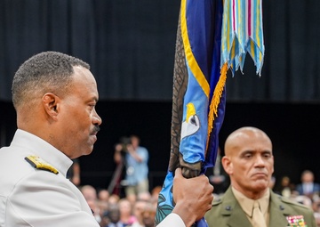 Adm. Holsey Takes Command of U.S. Southern Command