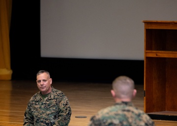 Lt. Gen. Sklenka visits Camp Foster