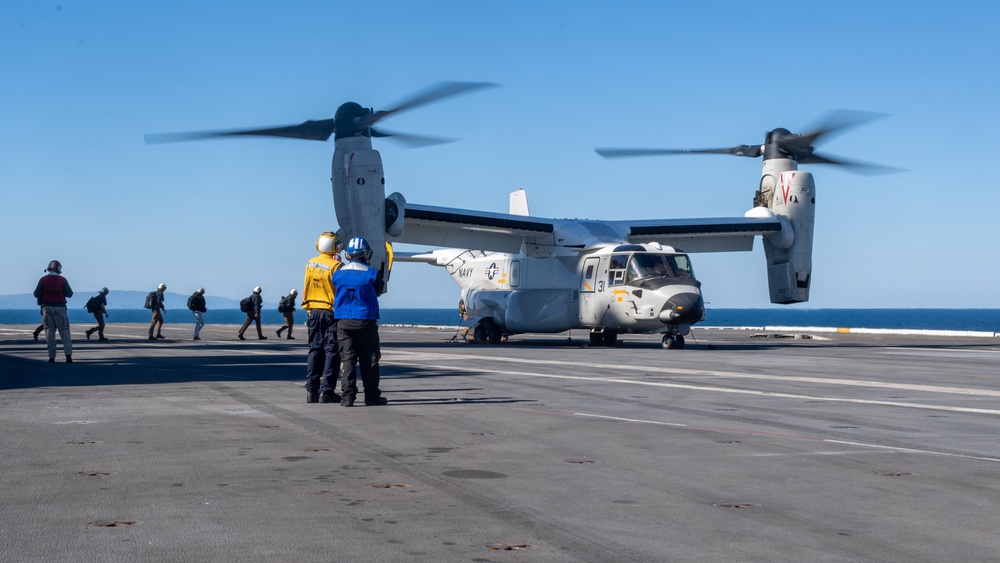 USS Ronald Reagan (CVN 76) conducts flight operations