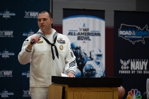 Commandant Visits