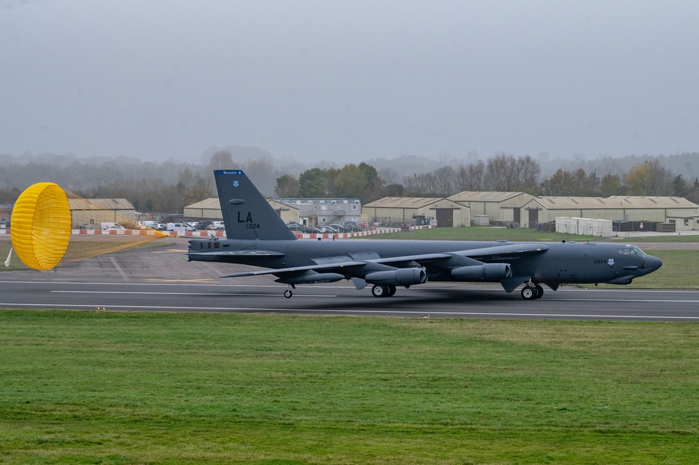 Two B-52s land at RAF Fairford for BTF 25-1