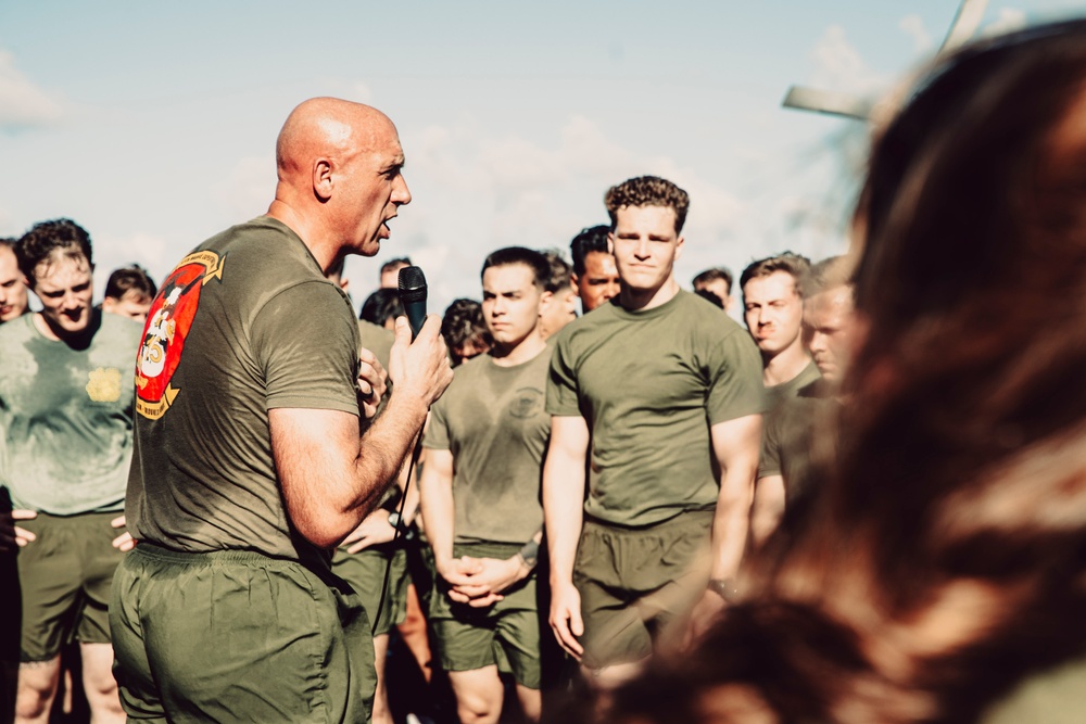 Blue-Green Team: 15th MEU Sergeants, USS Boxer Petty Officers Conduct Flight Deck PT