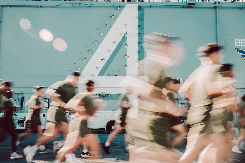 Blue-Green Team: 15th MEU Sergeants, USS Boxer Petty Officers Conduct Flight Deck PT