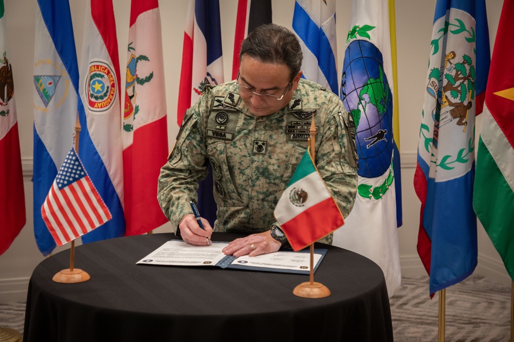 Third Conference of American Armies Specialized Conference concludes in Miami, Sets sights on upcoming meetings in Spain, Argentina, Peru, Mexico