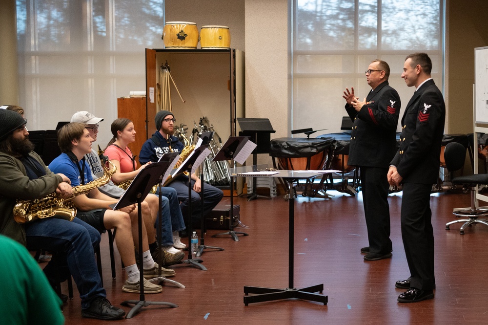 U.S. Navy Band Commodores present clinic at Messiah University