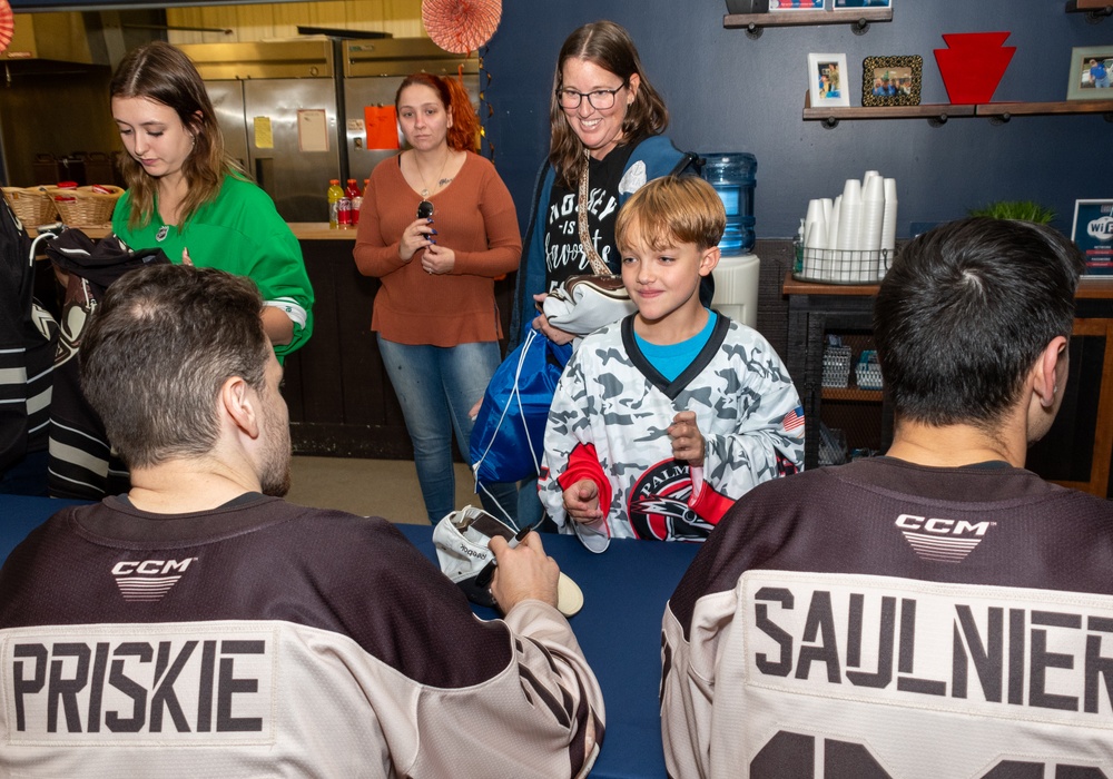 Defending Calder Cup champion Hershey Bears visit Fort Indiantown Gap, Pennsylvania National Guard members