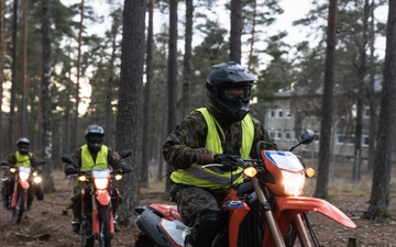 U.S. Marines Conduct Dirt Bike Course