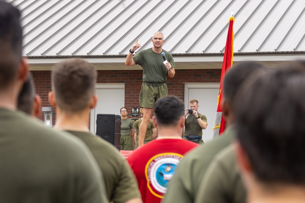 Marine Corps Combat Service Support Schools celebrates 249th birthday of the Marine Corps with motivational run