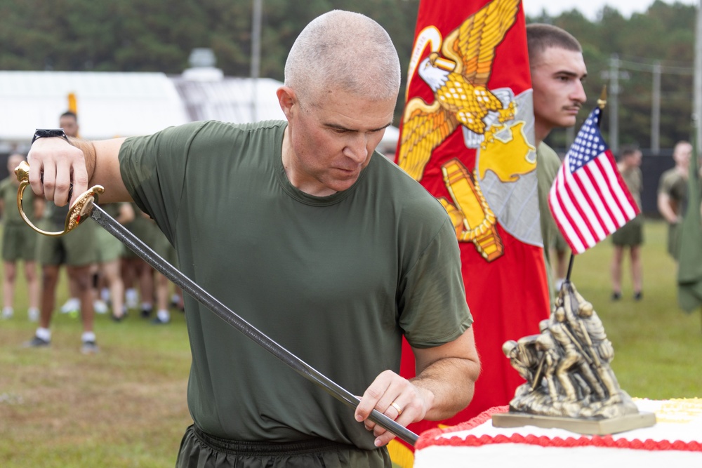 Marine Corps Combat Service Support Schools celebrates 249th birthday of the Marine Corps with motivational run