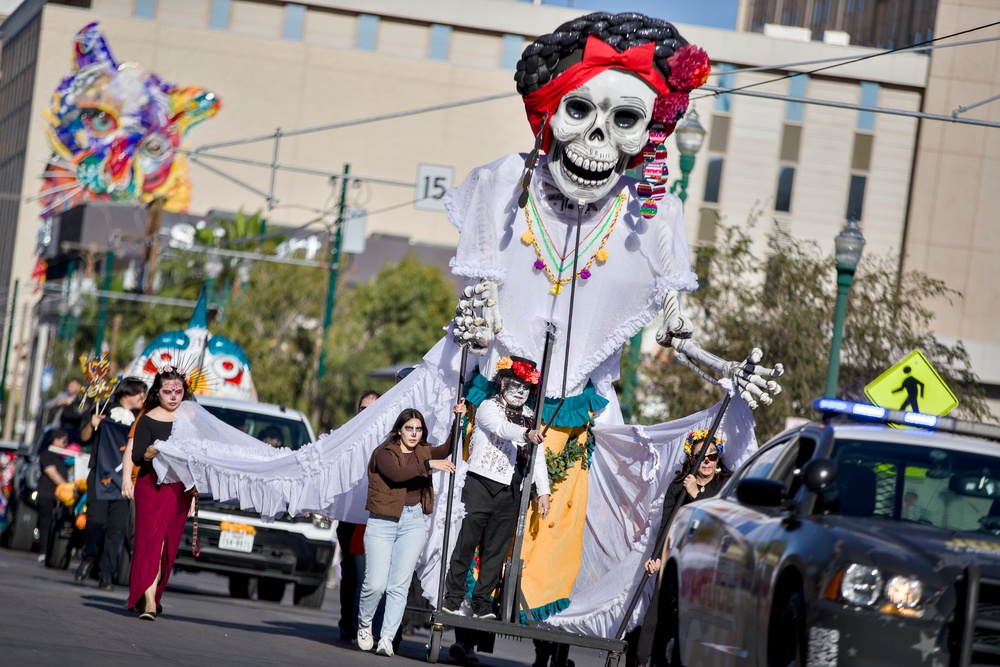 Bliss Soldiers join 7th annual El Paso Dìa De Los Muertos remembrance